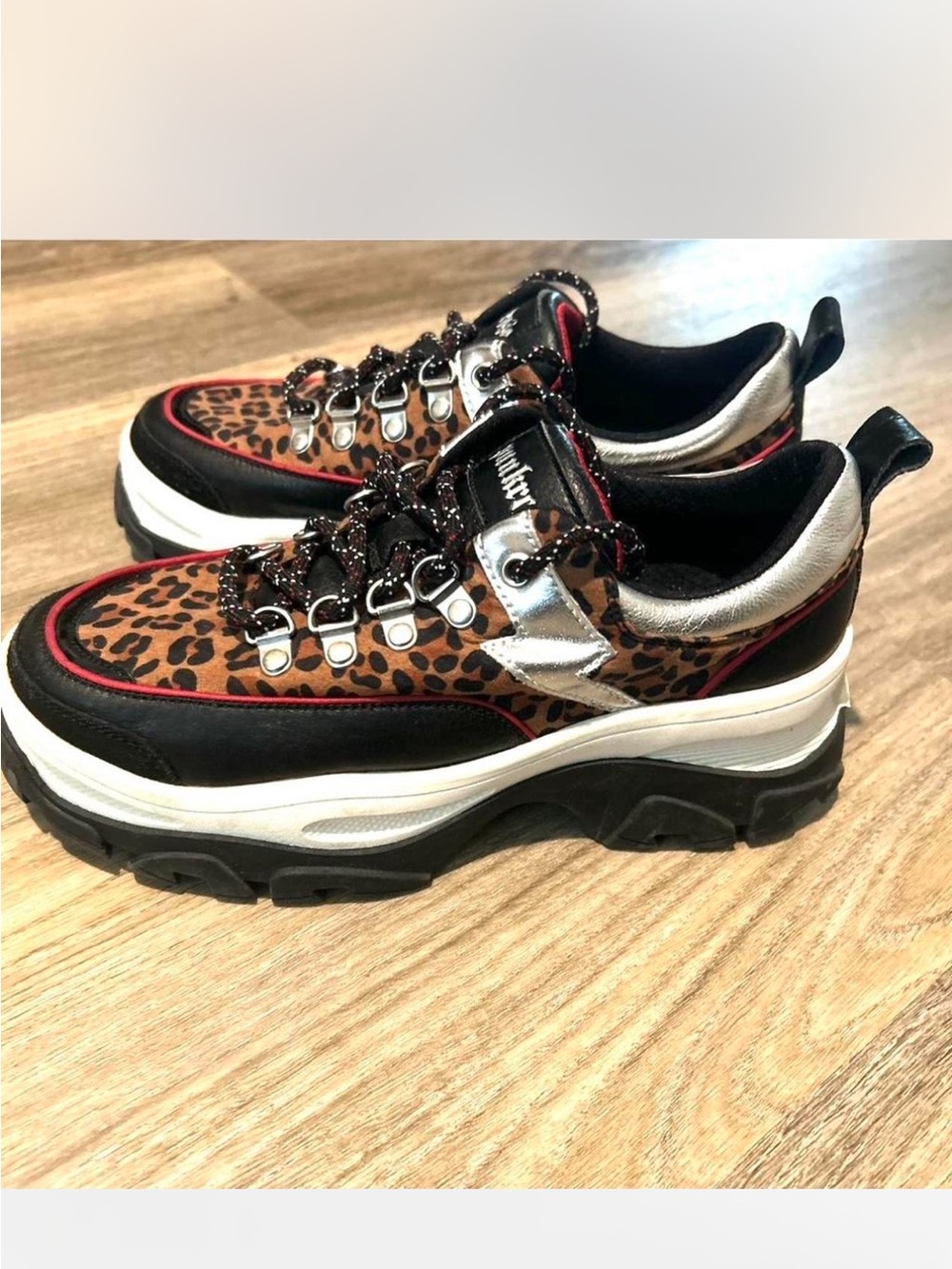 Punkrose Skechers Sz 6.5 Shockingly Wild Chunky platform sneakers Leopard Print